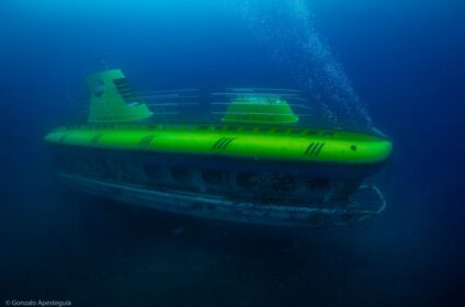Submarine dive in Tenerife 3